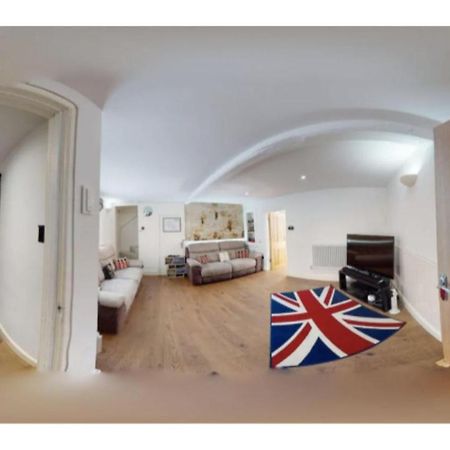 Modern, Chic 3Br Townhouse In Central Оксфорд Екстериор снимка